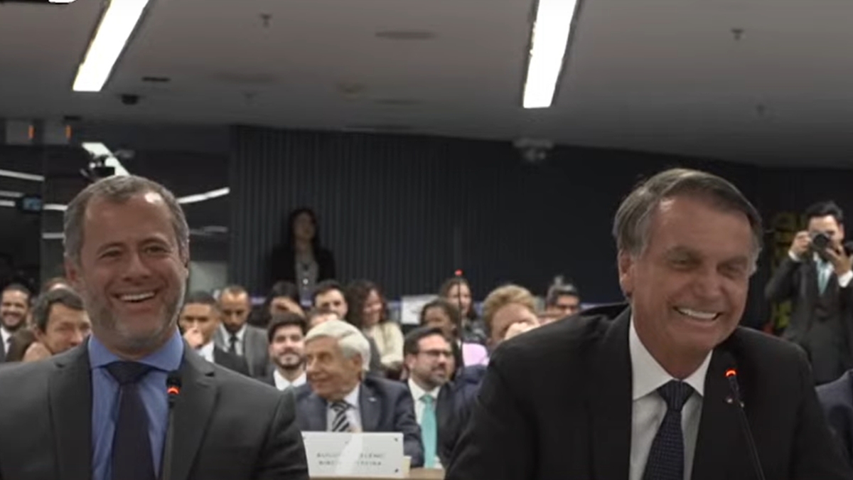 'Eu declino': Moraes diz não ao convite de Bolsonaro para ser seu vice em 2026