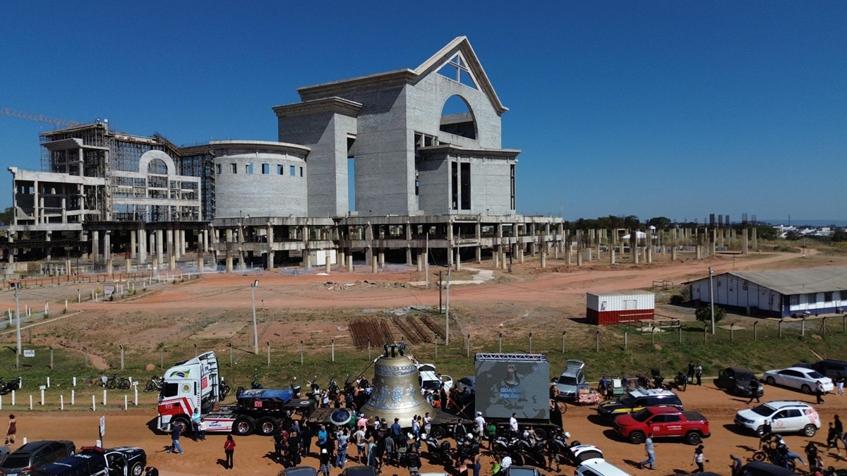 'Congregar irmãos e irmãs para oração', diz o arcebispo de Goiânia sobre o sino Vox Patris